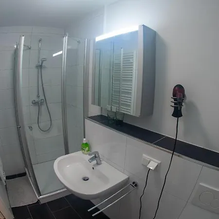 Restaurant Trocadero 宾馆 *