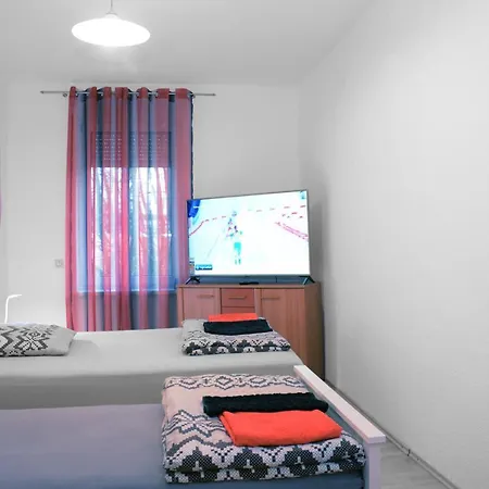 宾馆 Restaurant Trocadero *