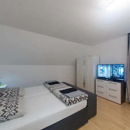 宾馆 Restaurant Trocadero