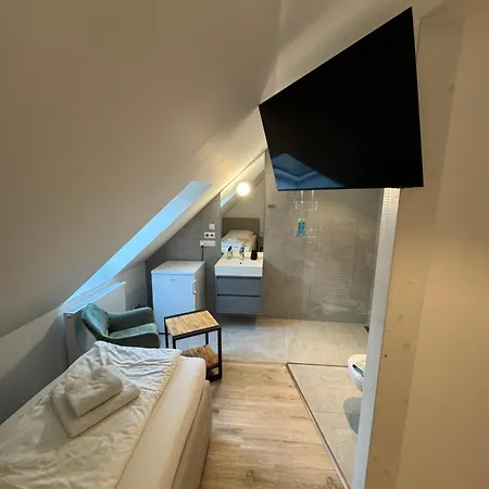 宾馆 Restaurant Trocadero